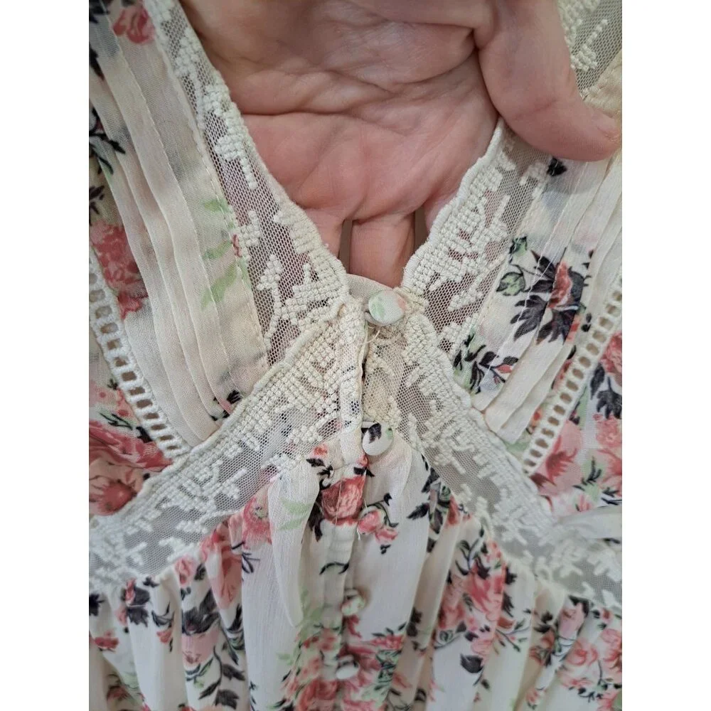 Penelope Rose Floral Maxi Dress XL Lace Trimmed Boho Long Sleeve Tiered Buttons - Picture 3 of 12